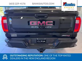 GMC Canyon 2024 4x4 AT4 4dr Crew Cab 5 ft. SB