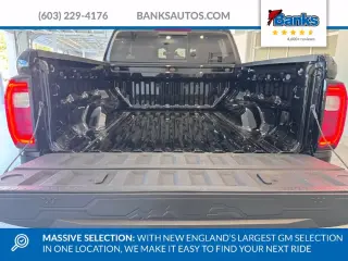 GMC Canyon 2024 4x4 AT4 4dr Crew Cab 5 ft. SB