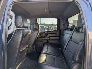 Chevrolet Silverado 1500 2022 4x4 Custom 4 puertas Crew Cab 5.8 pies SB