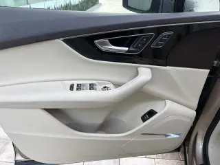 Audi Q7 2019 AWD quattro SE Premium Plus 55 TFSI 4dr SUV