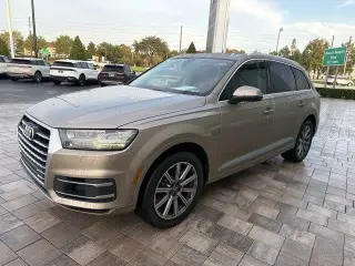 Audi Q7 2019 AWD quattro SE Premium Plus 55 TFSI 4dr SUV