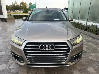 Audi Q7 2019 AWD quattro SE Premium Plus 55 TFSI 4dr SUV