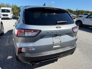 Ford Escape 2022 SE 4dr SUV