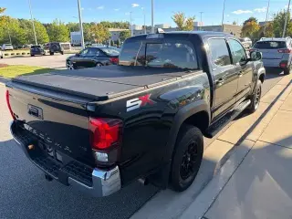 Toyota Tacoma 2023 4x4 TRD Off-Road 4 puertas Doble Cabina 5.0 pies SB 6A