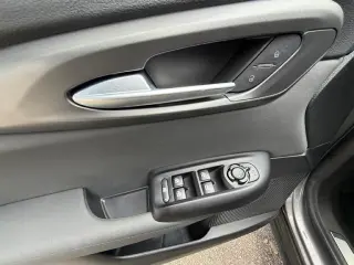 Alfa Romeo Tonale Híbrido 2024 eAWD Veloce Crossover de 4 puertas
