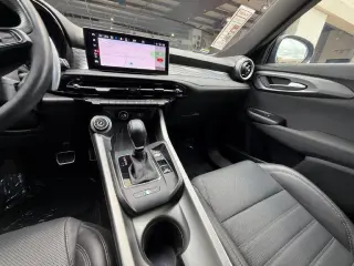 Alfa Romeo Tonale Híbrido 2024 eAWD Veloce Crossover de 4 puertas