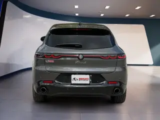 Alfa Romeo Tonale Híbrido 2024 eAWD Veloce Crossover de 4 puertas