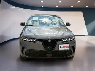 Alfa Romeo Tonale Híbrido 2024 eAWD Veloce Crossover de 4 puertas