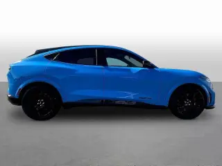 Ford Mustang Mach-E 2023 AWD GT 4dr SUV
