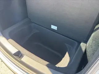 Tesla Model Y 2024 Long Range 4dr Crossover
