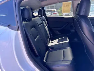 Tesla Model Y 2024 Long Range 4dr Crossover