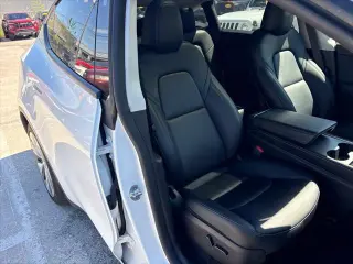 Tesla Model Y 2024 Long Range 4dr Crossover