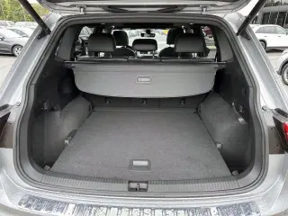 Volkswagen Tiguan 2022 AWD SE R-Line Black 4Motion 4dr SUV