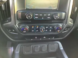 Chevrolet Silverado 1500 2018 4x4 LT 4dr Cab de tripulación 5.8 ft. SB