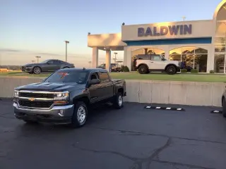 Chevrolet Silverado 1500 2018 4x4 LT 4dr Cab de tripulación 5.8 ft. SB