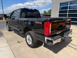 Ford F-250 Super Duty 2025 4x4 XLT 4dr Crew Cab 6.8 ft. SB Pickup