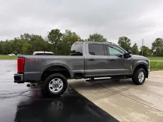 Ford F-250 Super Duty 2025 4x4 XLT 4dr Crew Cab 6.8 ft. SB Pickup