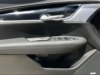 Cadillac XT5 2025 Premium Luxury 4dr SUV