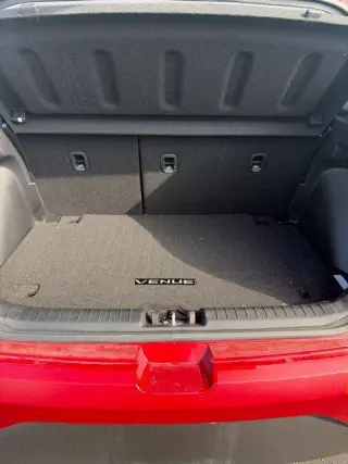 Hyundai VENUE 2023 SEL 4dr Crossover