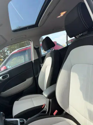 Hyundai VENUE 2023 SEL 4dr Crossover