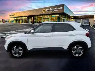 Hyundai VENUE 2026 SEL 4 puertas Crossover con techo bicolor