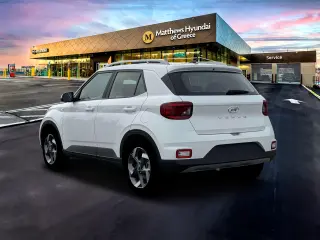 Hyundai VENUE 2026 SEL 4 puertas Crossover con techo bicolor