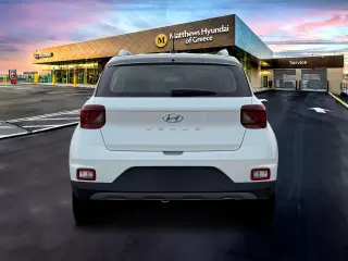 Hyundai VENUE 2026 SEL 4 puertas Crossover con techo bicolor