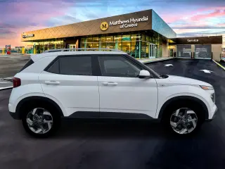 Hyundai VENUE 2026 SEL 4 puertas Crossover con techo bicolor