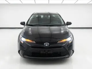 Toyota Corolla 2024 LE 4dr Sedán