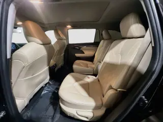 Toyota Highlander 2022 Platinum 4dr SUV
