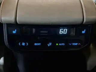 Toyota Highlander 2022 Platinum 4dr SUV