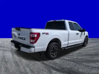 Ford F-150 2023 4x2 XL 4dr SuperCab 6.5 ft SB