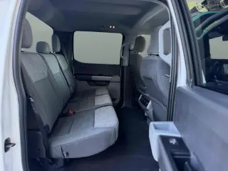 2025 Ford Super Duty F-250 SRW