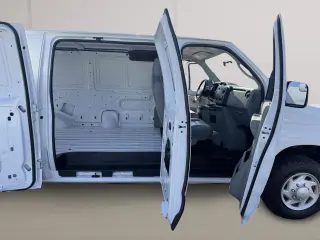2014 Ford Econoline Cargo Van