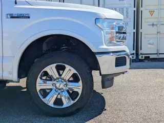 Ford F-150 2018 4x4 Lariat 4dr SuperCrew 5.5 ft. SB