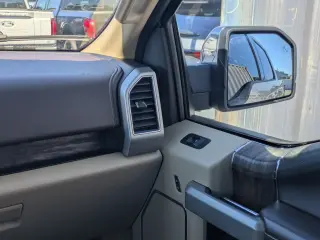 Ford F-150 2018 4x4 Lariat 4dr SuperCrew 5.5 ft. SB