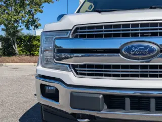 Ford F-150 2018 4x4 Lariat 4dr SuperCrew 5.5 ft. SB