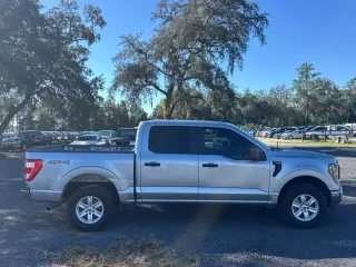 Ford F-150 2023 4x4 XL 4dr SuperCrew 5.5 ft. SB