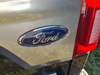 Ford F-150 2018 4x4 Limited 4dr SuperCrew 5.5 ft. SB