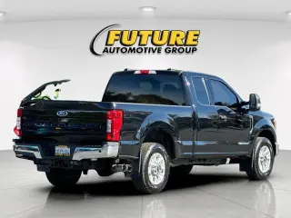 Ford F-250 Super Duty 2022 4x2 XLT 4dr SuperCab 6.8 ft. SB Pickup