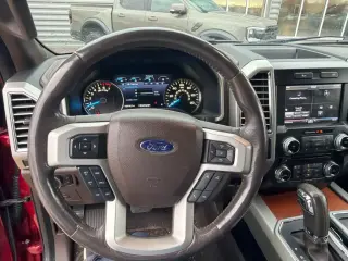 Ford F-150 2015 4x4 King Ranch 4dr SuperCrew 5.5 ft. SB