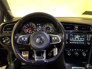Volkswagen Golf GTI 2017 S 4dr Hatchback 6M