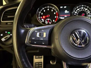 Volkswagen Golf GTI 2017 S 4dr Hatchback 6M