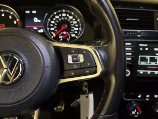 Volkswagen Golf GTI 2017 S 4dr Hatchback 6M