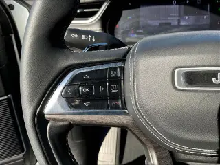 Jeep Grand Cherokee 2023 4x4 Overland 4xe 4dr SUV