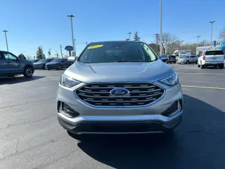 Ford Edge 2022 AWD SEL 4dr Crossover