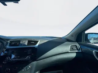 Nissan Sentra 2016 SR 4dr Sedán