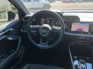 Audi A3 2026 AWD quattro Premium 40 TFSI 4dr Sedán
