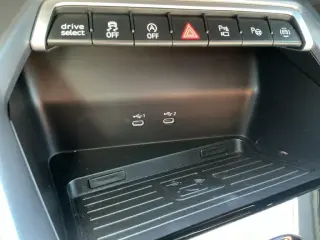 Audi A3 2026 AWD quattro Premium 40 TFSI 4dr Sedán