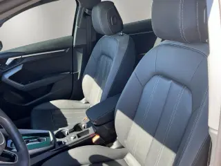 Audi A3 2026 AWD quattro Premium 40 TFSI 4dr Sedán